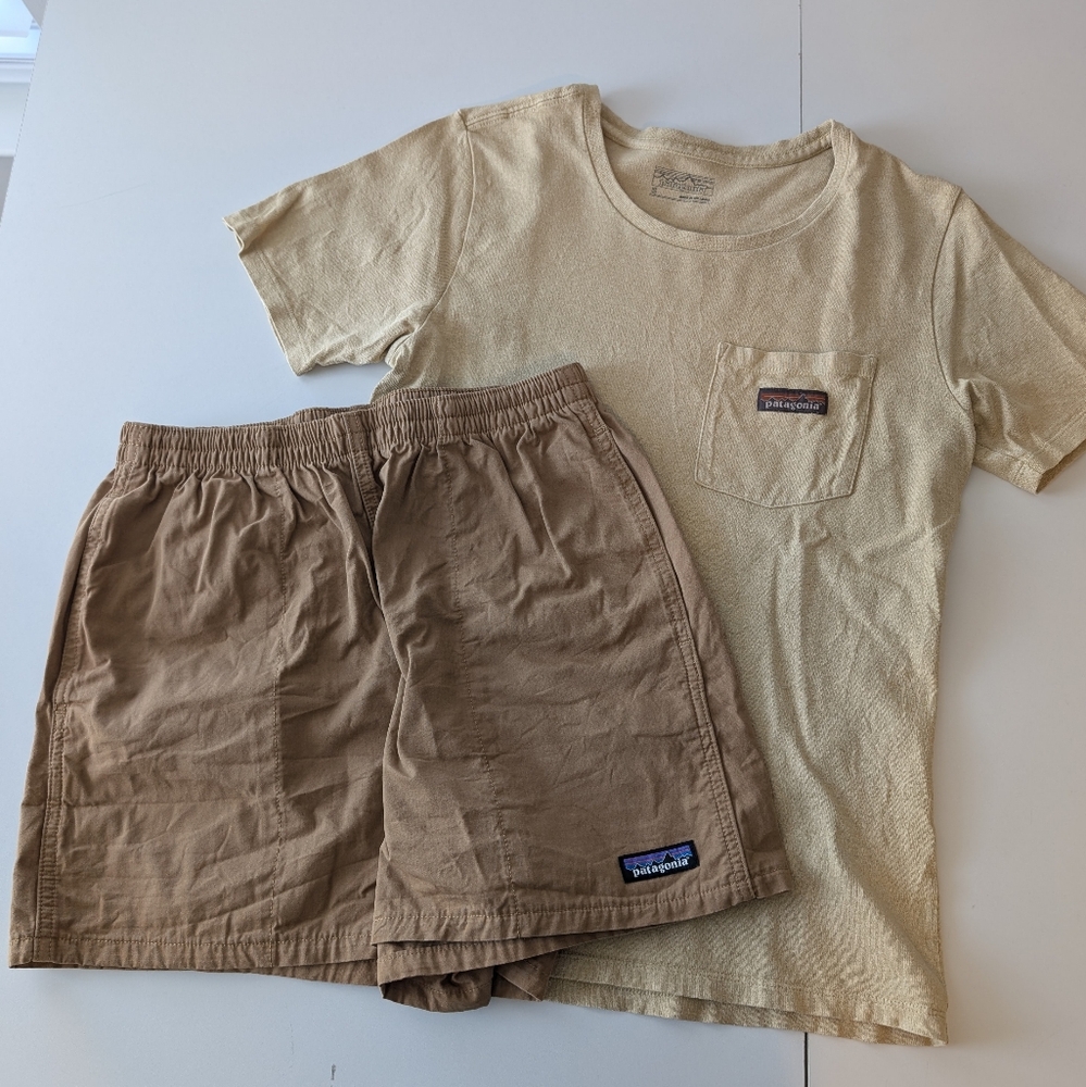 Patagonia Mustard Yellow T-Shirt and Khaki Shorts Set Size Small